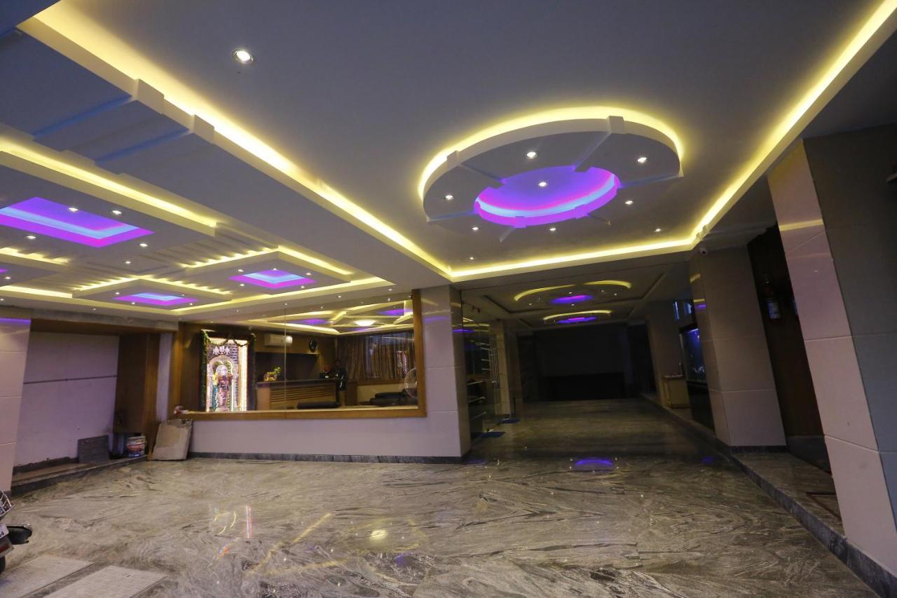 Nitheesh Residency Hotel Kanchipuram Bagian luar foto