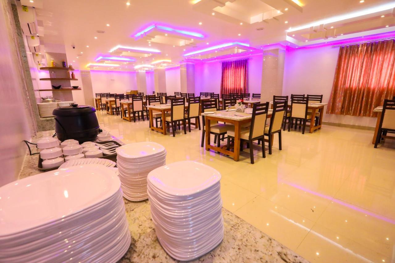 Nitheesh Residency Hotel Kanchipuram Bagian luar foto