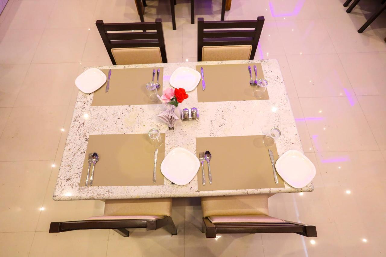 Nitheesh Residency Hotel Kanchipuram Bagian luar foto