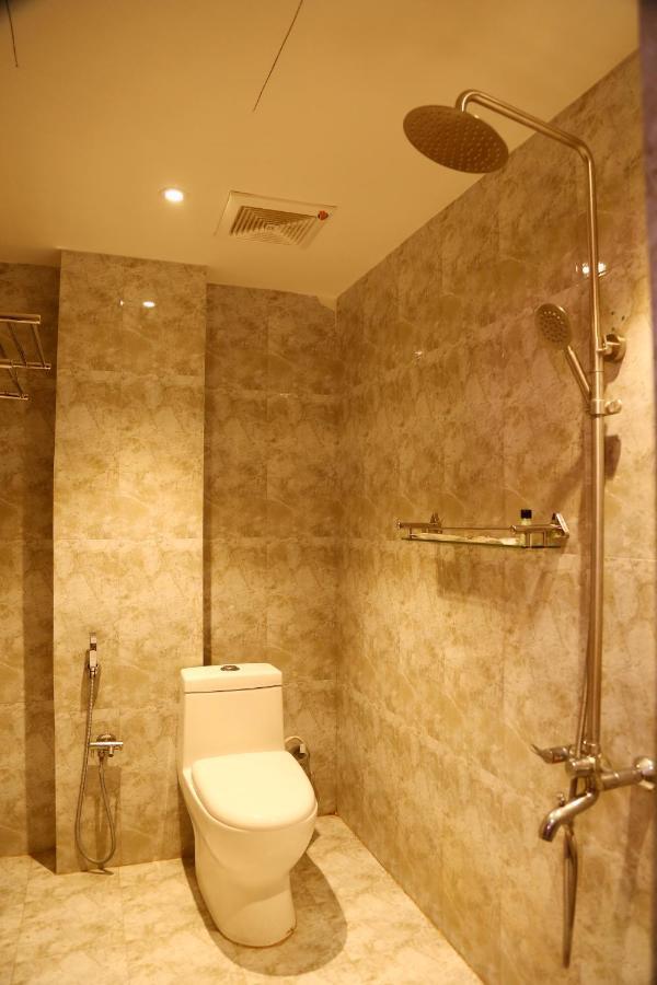 Nitheesh Residency Hotel Kanchipuram Bagian luar foto