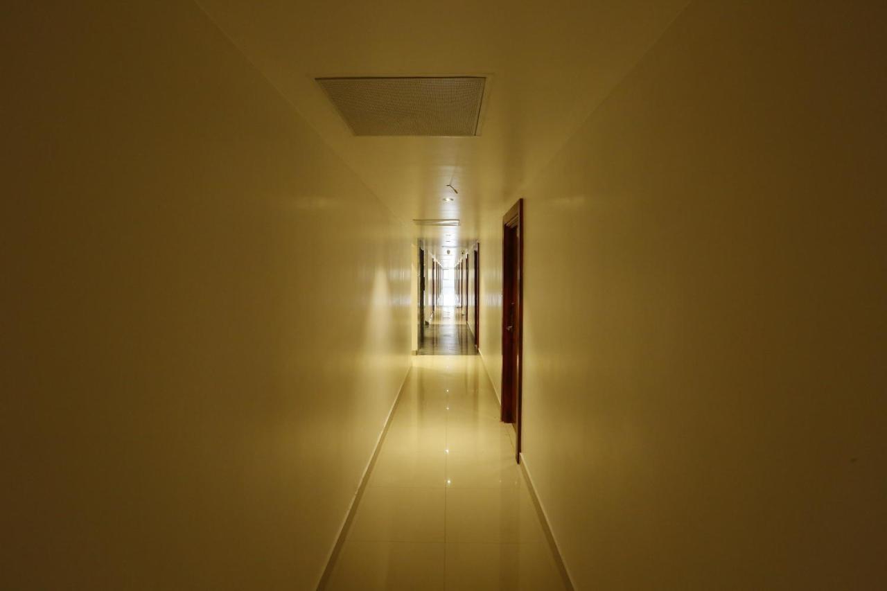 Nitheesh Residency Hotel Kanchipuram Bagian luar foto